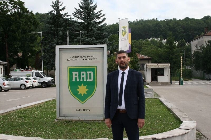 Istražuje se način imenovanja aktuelnog direktora Rada zbog sumnje u političku korupciju